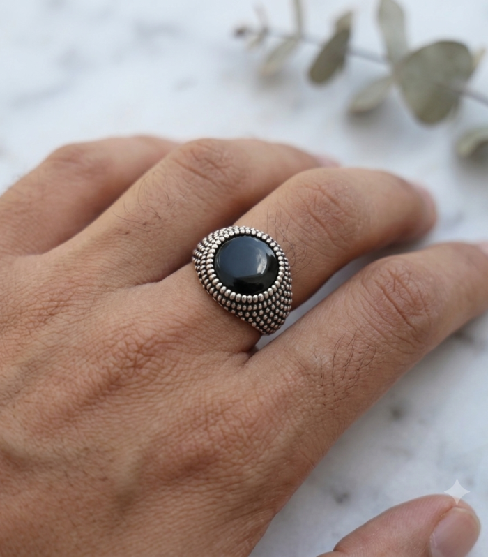 925 Sterling Silver Black Onyx Beaded Signet Ring