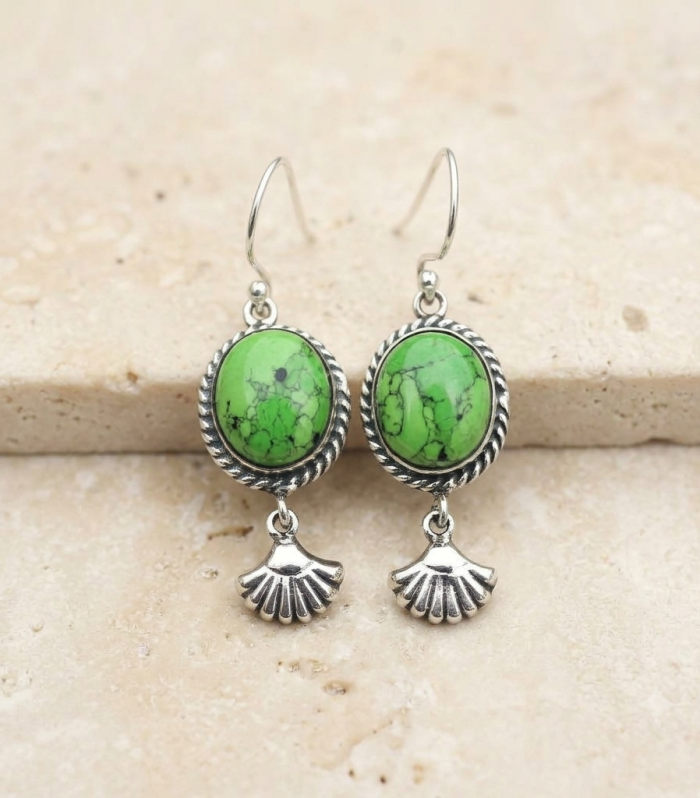 925 Sterling Silver Green Turquoise Rope Border Dangle Earrings with Shell Charm